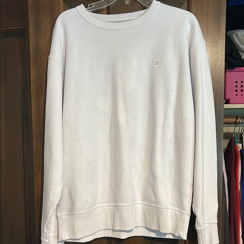 Champion White Crewneck Sweater with Ribbed Cuffs